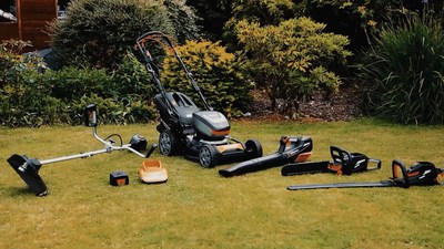 The “MR60V” range, comprises of lawn mower, 2-in-1 brush cutter/grass trimmer, chain saw, hedge trimmer and blower. All powered by the most advanced BMS (Battery Management System), Proactive Battery Cooling System and Brushless Motors, giving 20% more performance, extended life cycle, longer operation – one step closer to making petrol powered garden tools a thing of the past.